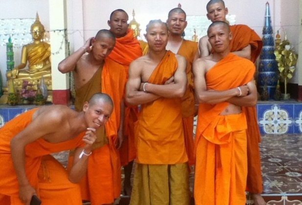 Фото буддийских монахов «опубликовал» утерянный iPod