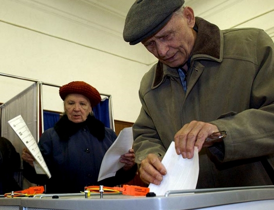 Руководитель Ленинградской области предварительно набрал 80% голосов избирателей