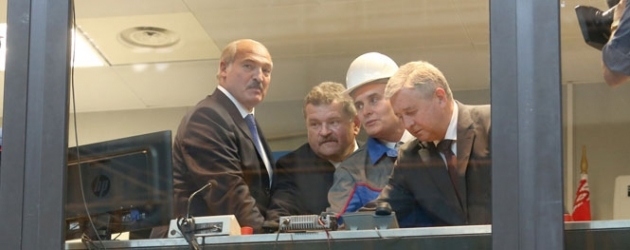 Лукашенко: «Ворьё развалило и разворовало Украину»