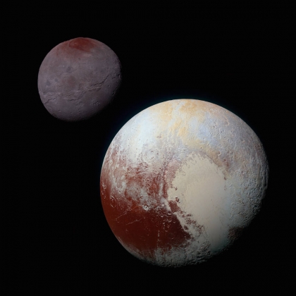 NASA опубликовали снимки самого большого спутника Плутона