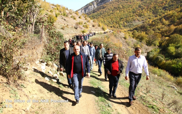  В Нагорном Карабахе прошел молодежный тур «Узнаем нашу страну»