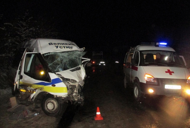 В Вологодской области автобус с паломниками попал в ДТП