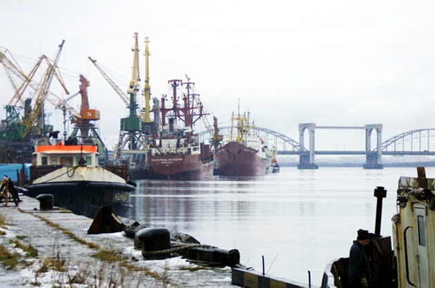 «Норильский Никель» продает акции Архангельского морского торгового порта