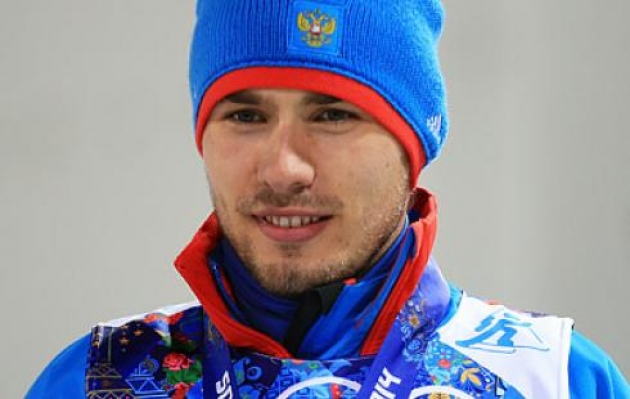 Российский биатлонист Шипулин стал вторым в спринте на этапе Кубка мира