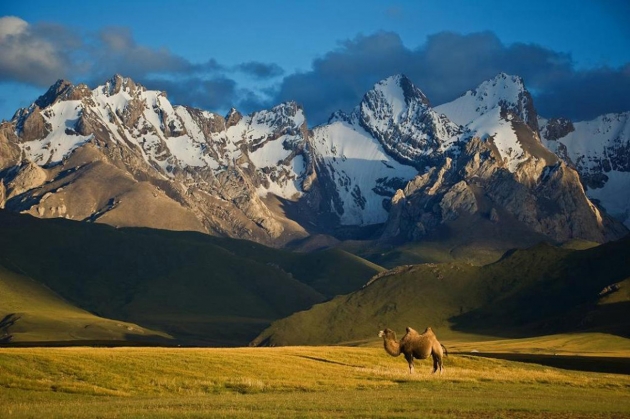 Панорама гор в Киргизии