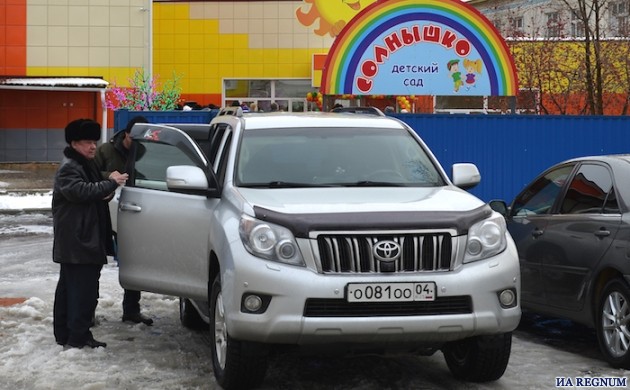 Мэр Горно-Алтайска устроил автомобильно-политический скандал