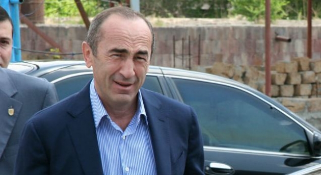 Полиция Армении проверяет сигнал о нападении на особняк бывшего президента