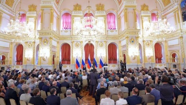 Пленарное заседание Общественной палаты. Москва. 2015