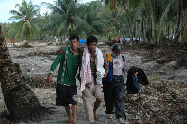 Стихийные бедствия в Индонезии