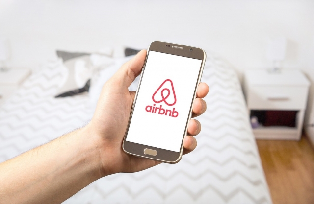 Приложение Airbnb