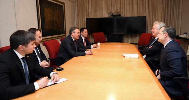 Во второй день своего официального визита в США Министр иностранных дел Мухтар Тлеуберди провел встречи с руководителями аналитических и финансовых структур США. 13 декабря 2019 года