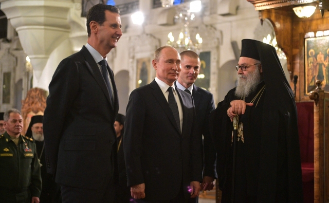 Путин, Башар Асад и патриарх Антиохийский и всего Востока Иоанн Х в православной церкви Святой Девы Марии