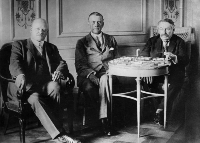 Переговоры в Локарно. 1925