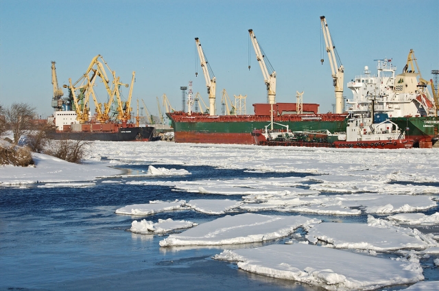 Большой порт Санкт-Петербурга 