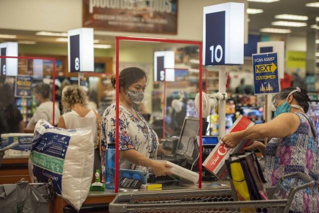 Американский супермаркет во время коронавируса 