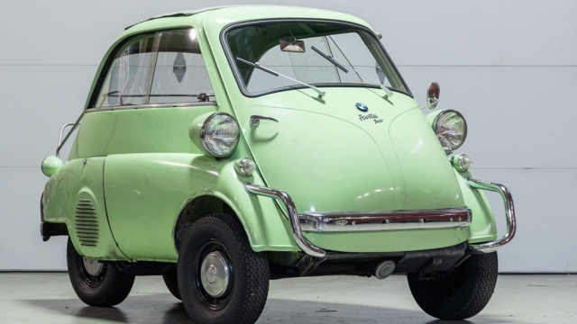 Однодверный BMW Isetta 300