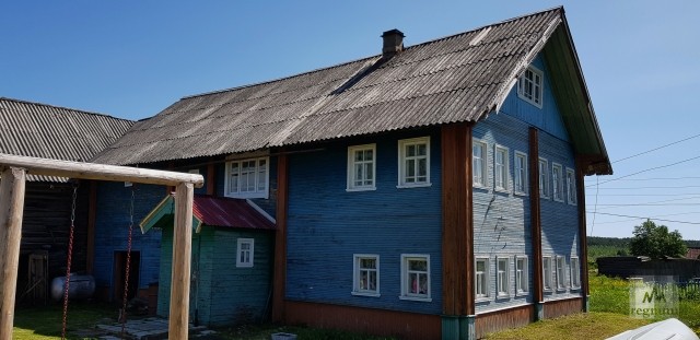 Дом лесозаводчика Чудинова напротив церкви им поставленной