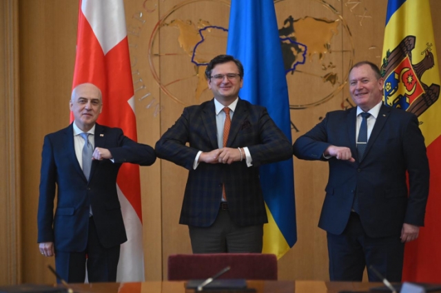 После подписания меморандума о взаимопонимании между Тбилиси, Киевом и Кишинёвом