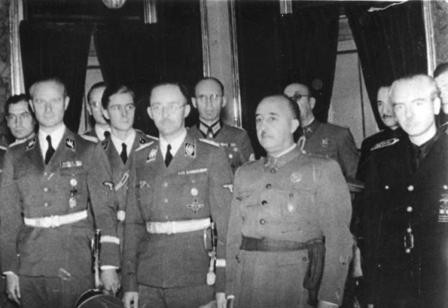 Франко принимает делегацию III Рейха во главе с Генрихом Гиммлером