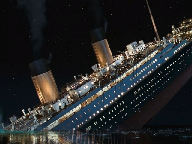 Тонущий «Титаник»