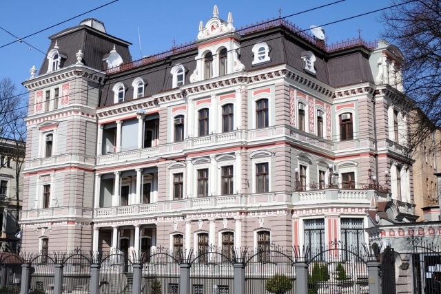 Здание Посольства России в Латвии 