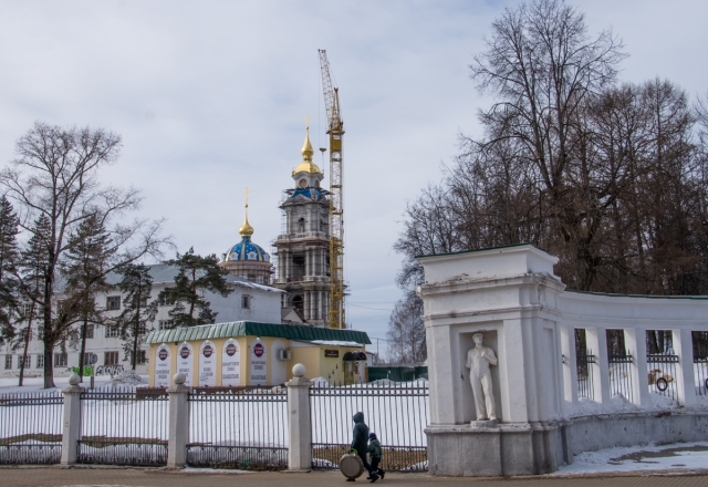 Восстановление костромского кремля в Центральном парке 