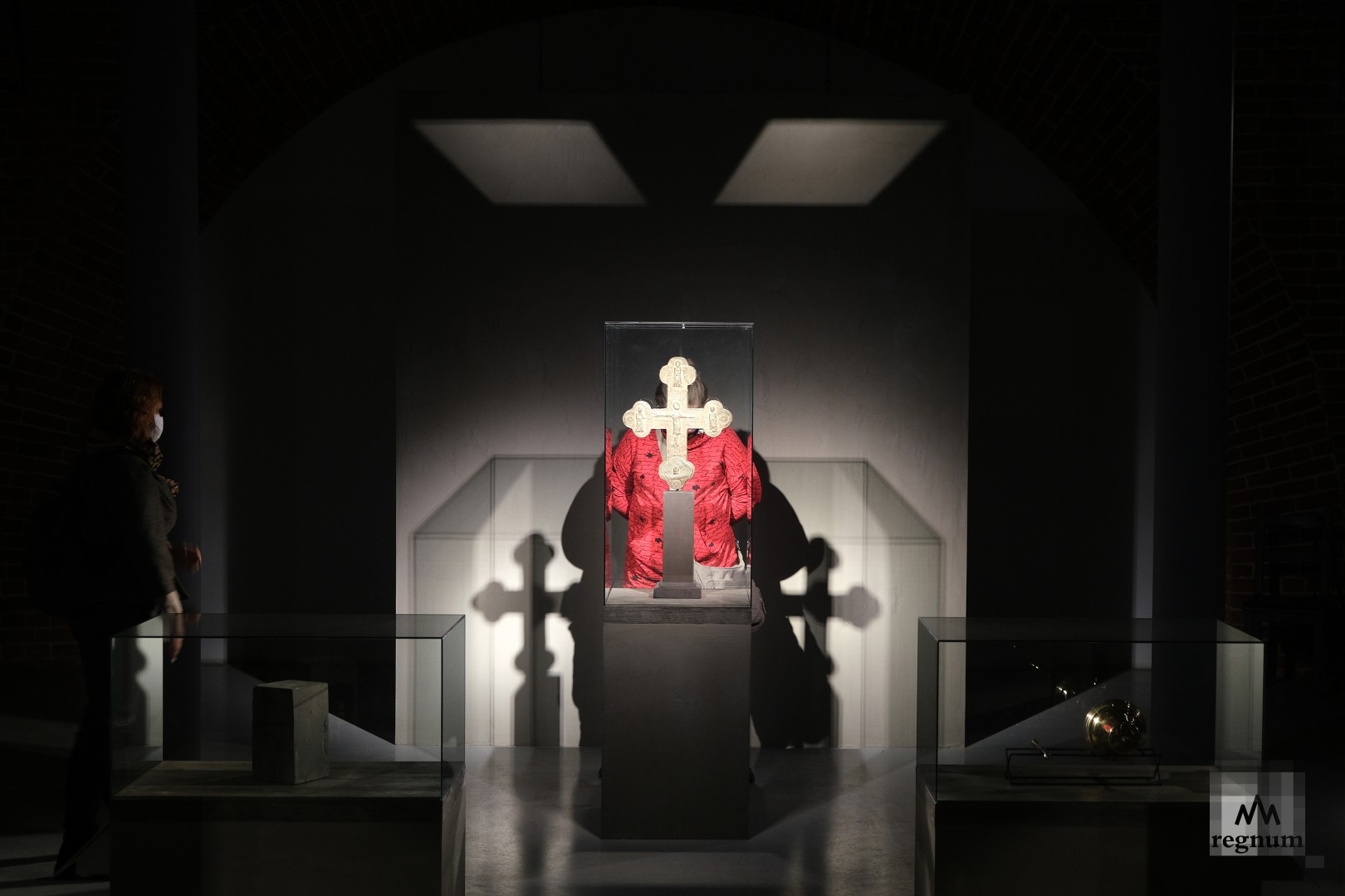 Зал «Базилика». Выставка «Названо Вазари. Готика». Нижегородский музей современного искусства «Арсенал» 