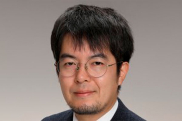 Ю Коидзуми. Японский военный эксперт, преподаватель Токийского университета