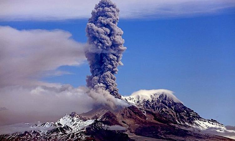 Вулкан на камчатке проснулся 2016