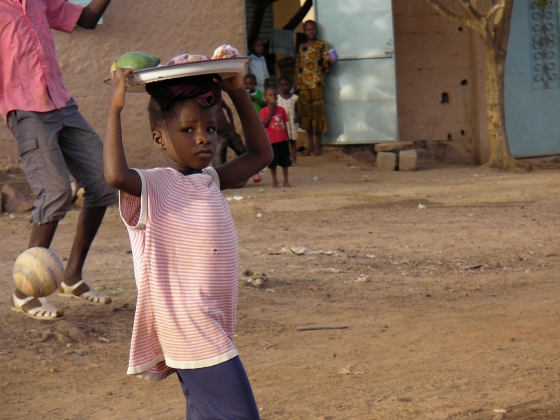 Мали африка. Мали кг. Жители северной африки. Мали кг. Догоны племя.