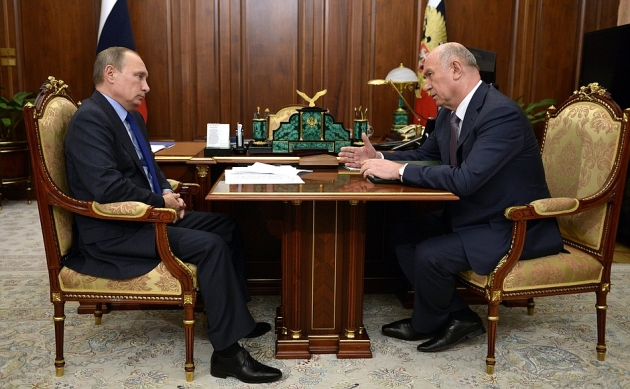 Владимир Путин с самарским губернатором Николаем Меркушкиным, 1 декабря 2015 год