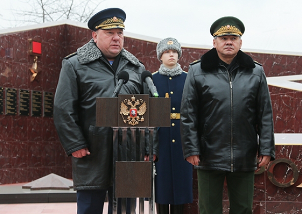Владимир Шаманов и Сергей Шойгу