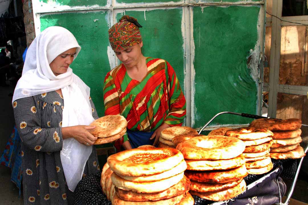 Таджикский хлеб когда готовят