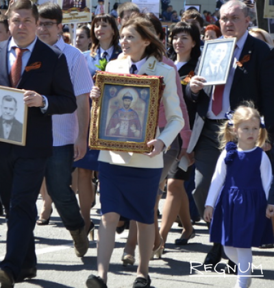 Поклонская бессмертный полк икона