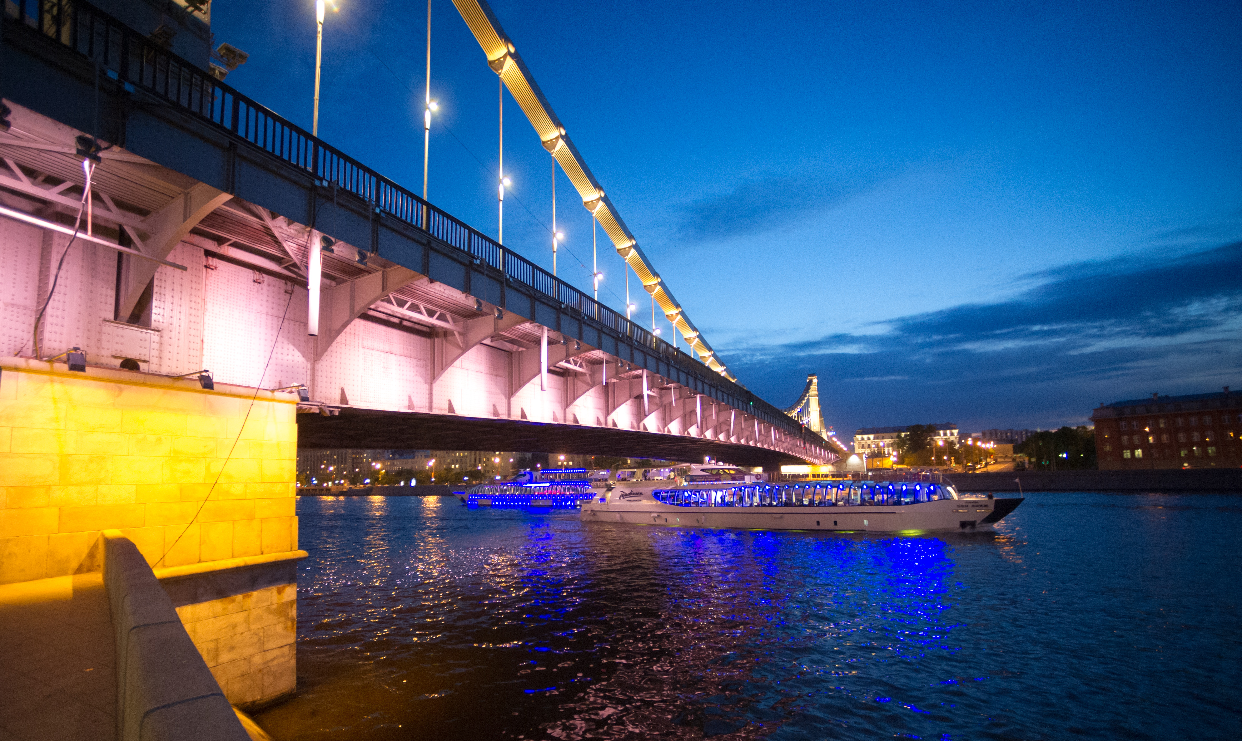 Крымский мост Москва набережная