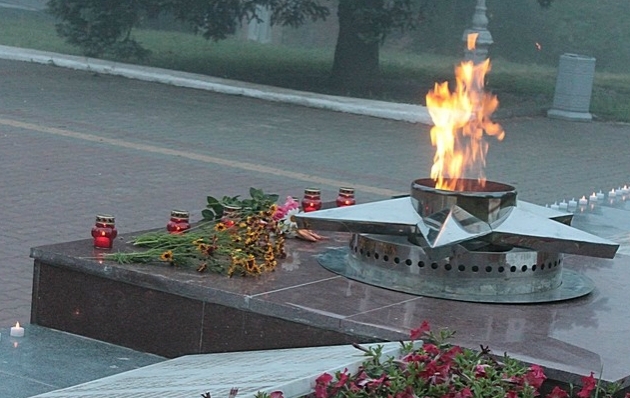 22 июня на набережной Ростова-на-Дону зажгут свечи, в небо выпустят голубей