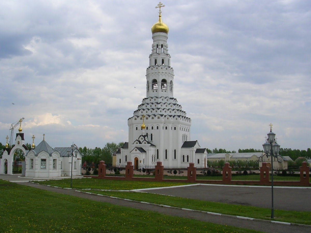 Храм святых апостолов Петра и Павла Прохоровка