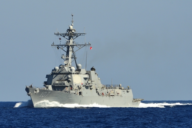 Пентагон прокомментировал сближение боевых кораблей в Средиземноморье