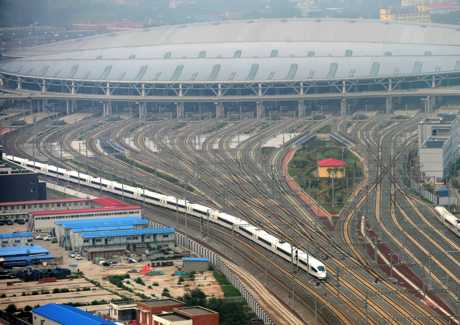 Большой поезд большую дорогу. ВСМ Пекин Шанхай. Железная дорога Пекин Шанхай. Дорога Пекин Шанхай. ЖД дорога Шанхай Пекин.