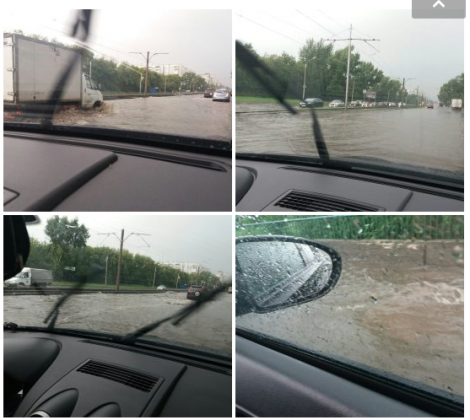 В Барнауле после ливня затопило автомобили