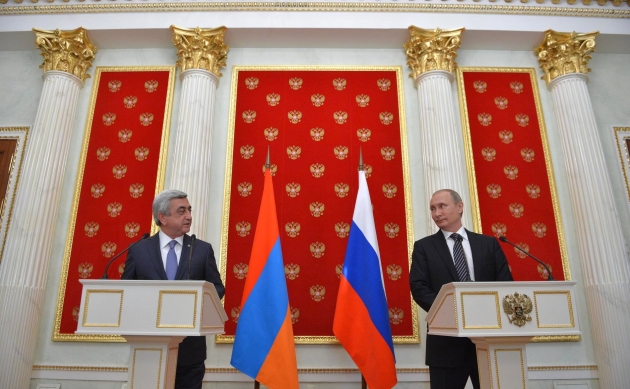 Путин и Саргсян сверили политические часы: они показывают московское время
