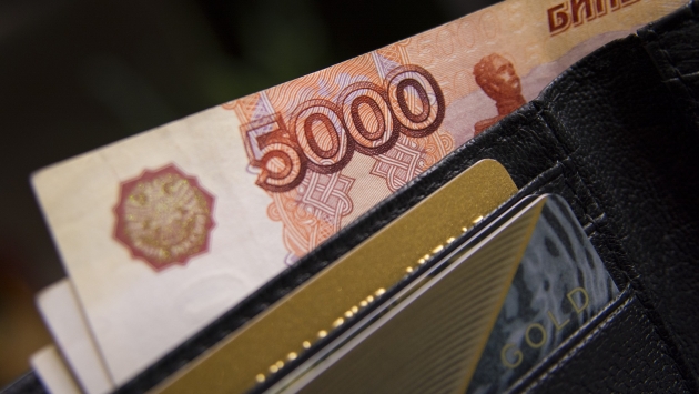 Крымчане зарабатывают вдвое меньше, чем в среднем по России
