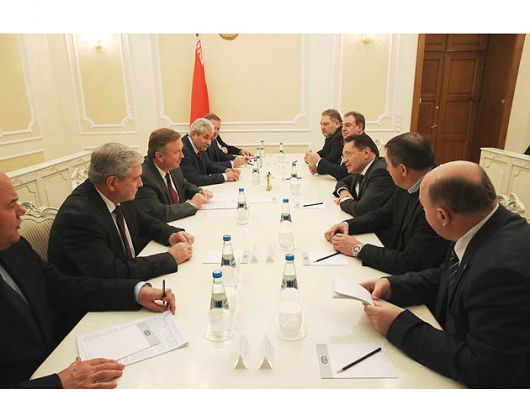 Гендиректор «Росатома» обсудил БелАЭС с главой правительства Белоруссии