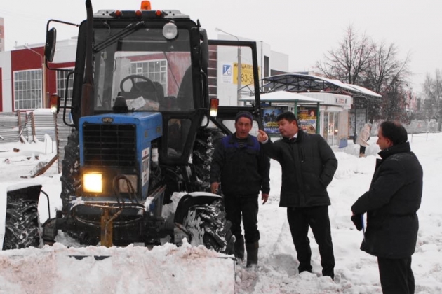 «Снег, равняйсь! Смирно!» или как в Ярославле работают коммунальщики