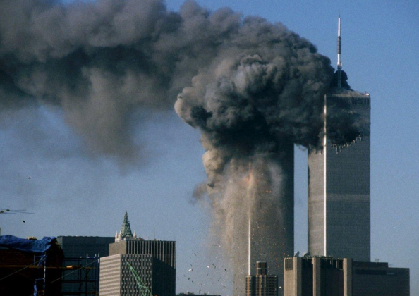 Башни-близнецы во время теракта 11 сентября 2001 года