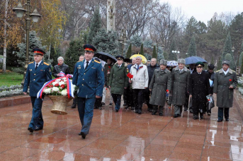 Гаспарян андраник саркисович командир полка