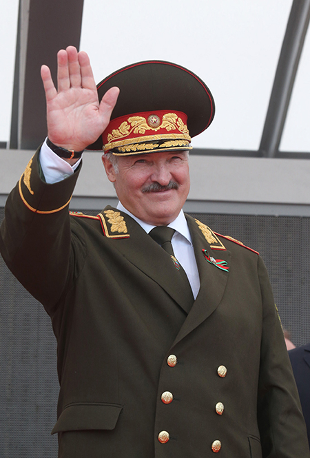 С кем собрался воевать Лукашенко? - Алла Бронь - ИА REGNUM