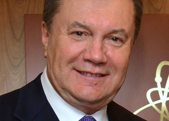 Янукович прибыл в Дорогомиловский суд Москвы по иску о госперевороте