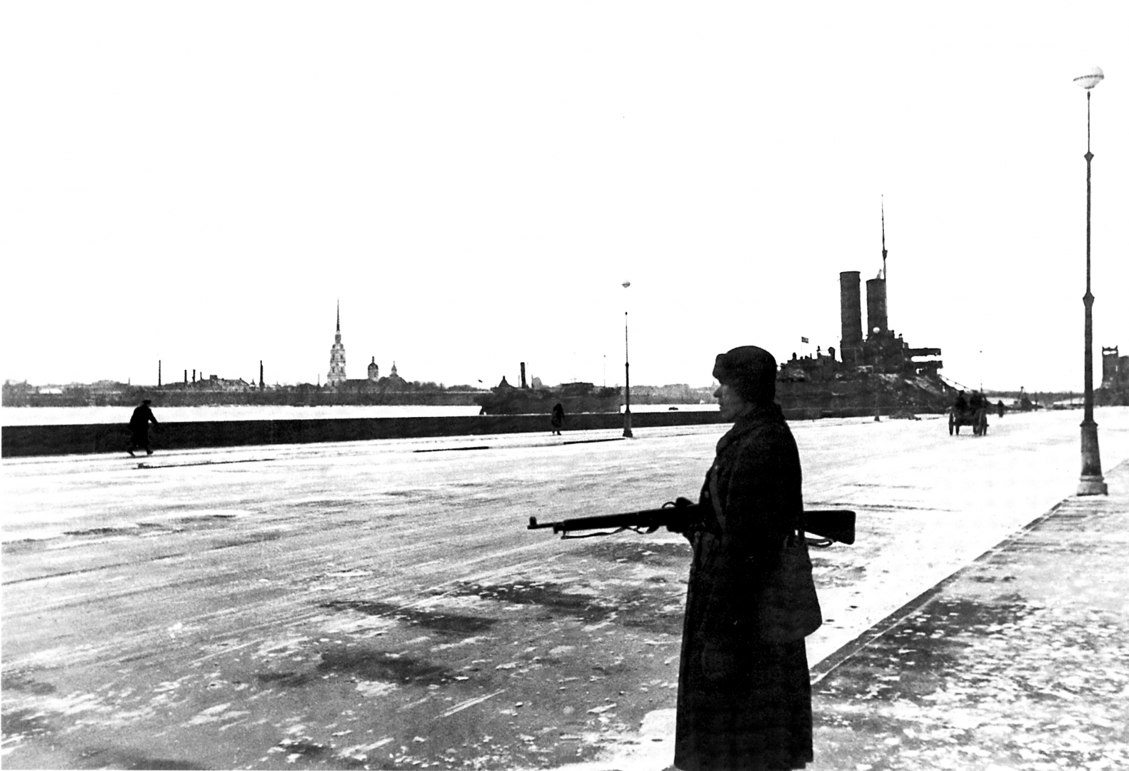 Набережная блокадного Ленинграда