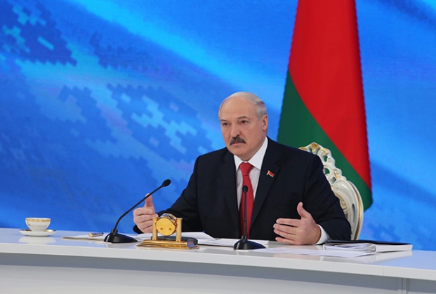 Александр Лукашенко во время пресс-конференции